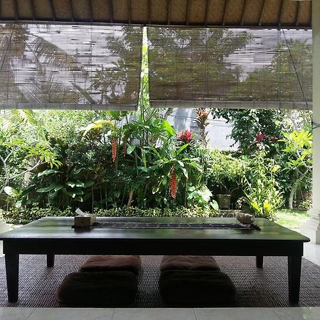 Runa Guesthouse Ubud  Exterior photo